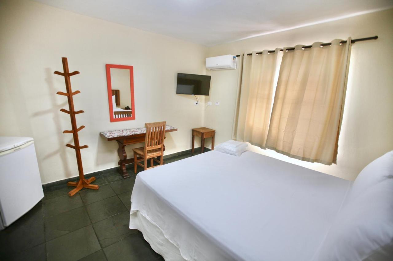 Colonial Hotel อิลญาเบลา ภายนอก รูปภาพ